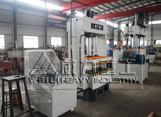 龍門液壓機外觀圖