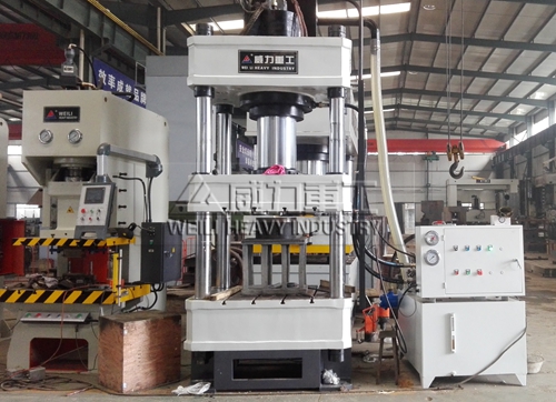 315噸四柱液壓機圖片