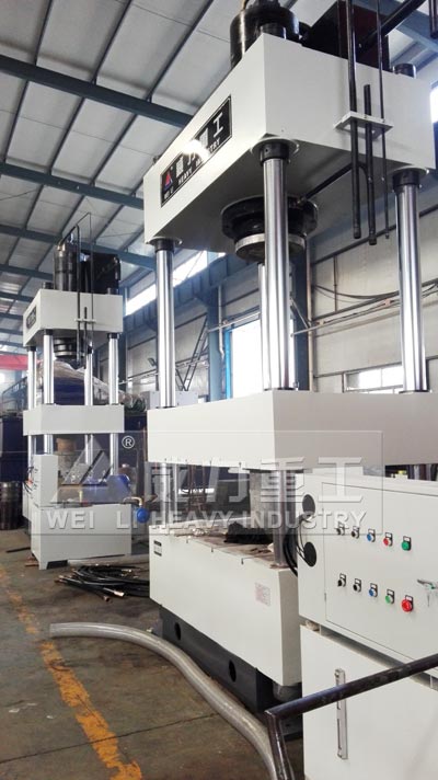 315噸三梁四柱液壓機