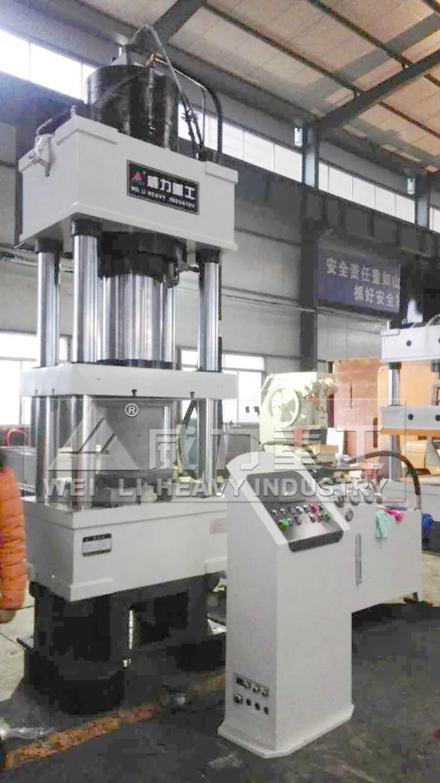 400噸非標(biāo)定制液壓機(jī)