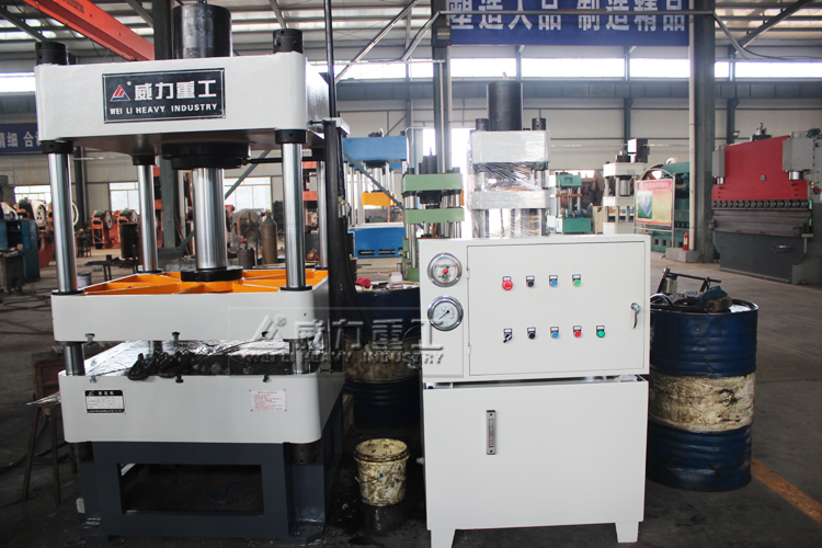 100噸三梁四柱油壓機(jī)