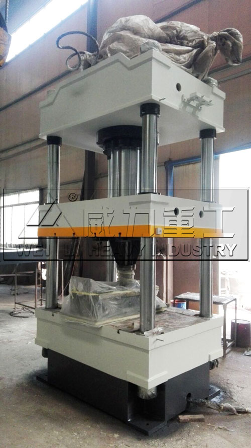 315噸 四柱液壓機