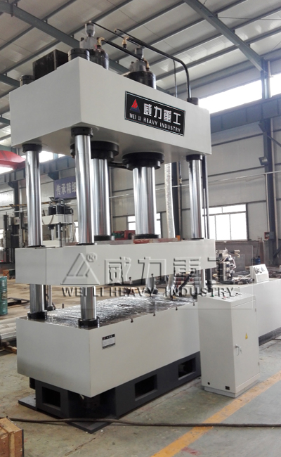 400噸四柱油壓機(jī)