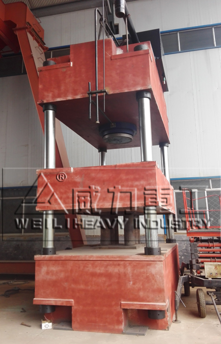 630噸四柱液壓機主機