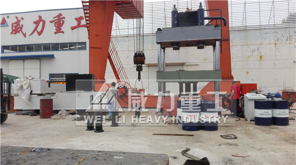 500噸四柱四缸液壓機