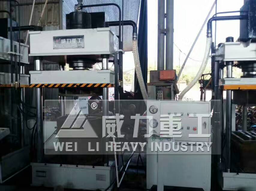 200噸液壓機圖片