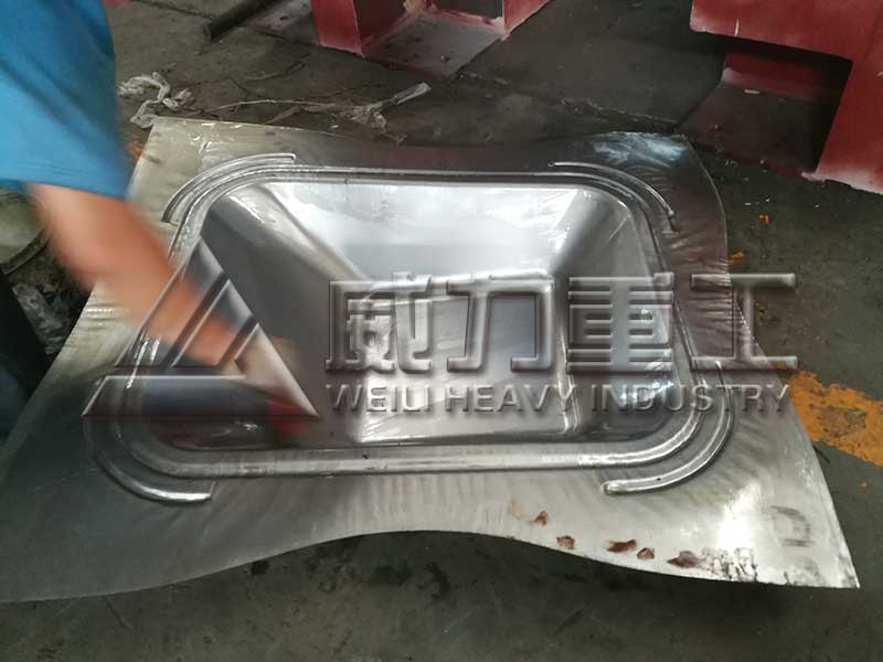 拉伸成型的車斗