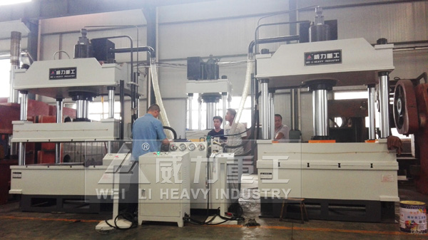 150噸液壓機試機