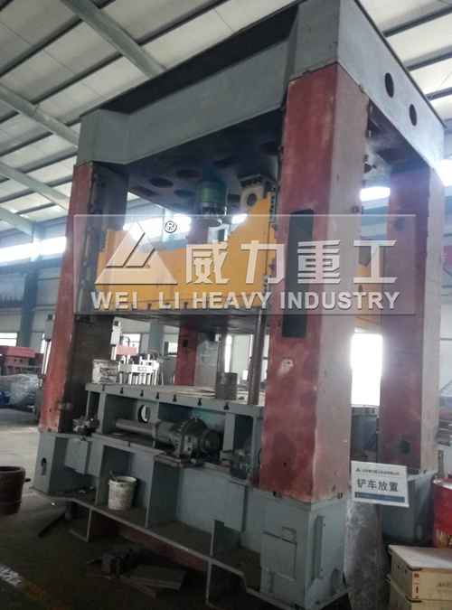 315噸框架式液壓機裝配圖