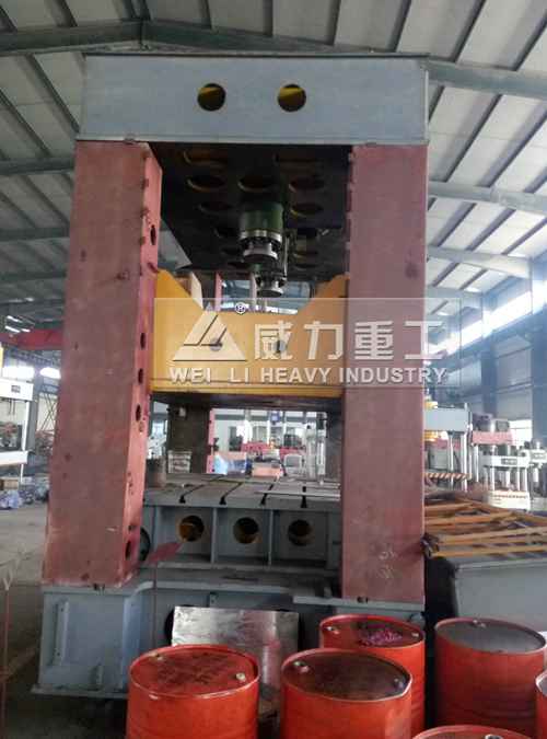 315噸框架式液壓沖床