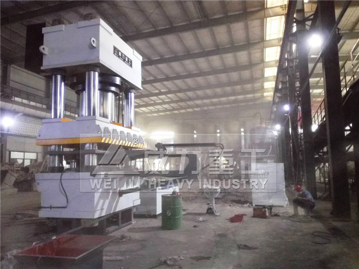 全自動(dòng)粉末成型液壓機(jī)