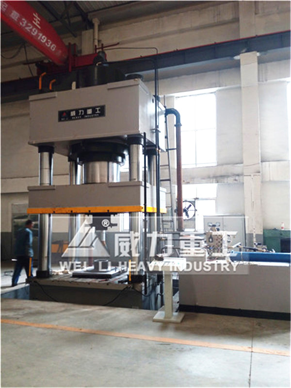 1000噸坩堝成型液壓機(jī)