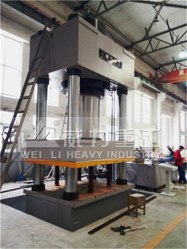 YW32-1000T四柱液壓機(jī)