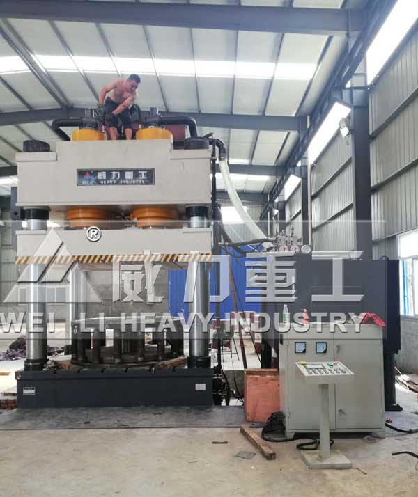 2000噸封頭拉伸液壓機