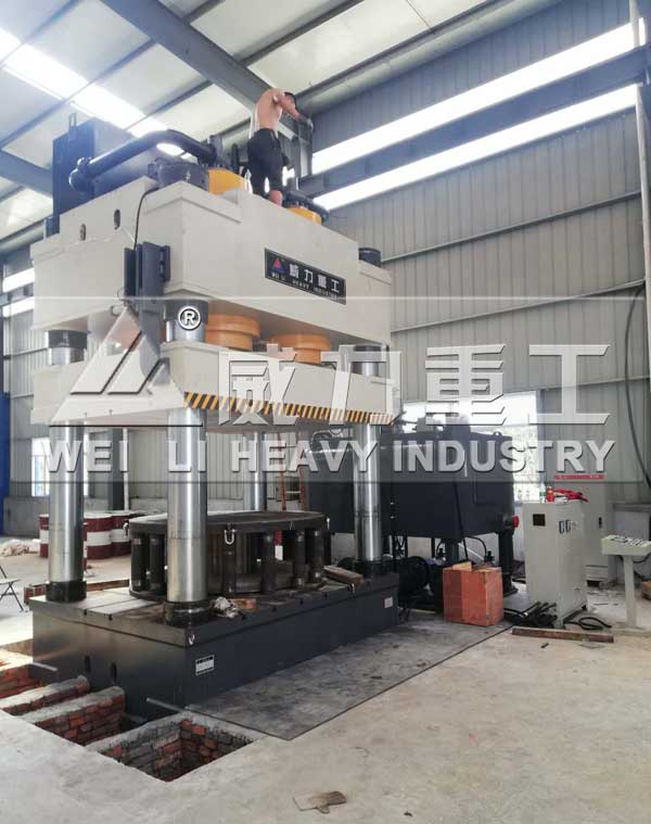 2000噸封頭成型液壓機