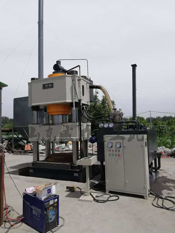 800噸環衛桶模壓成型液壓機