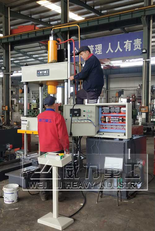 50噸小型油壓機車間裝配圖