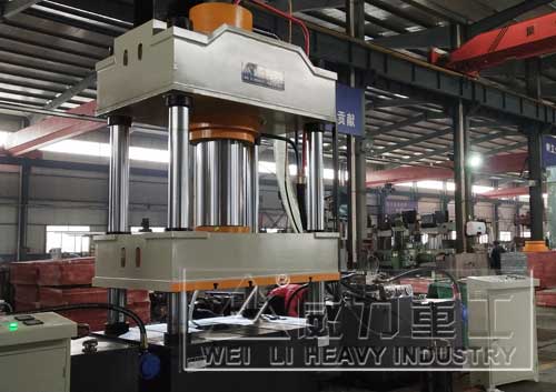 500噸封頭專用油壓機