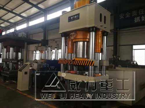 630噸稀土合金粉末成型液壓機