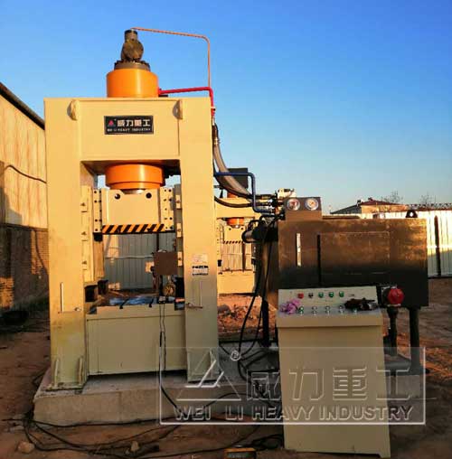 400噸框架式液壓機