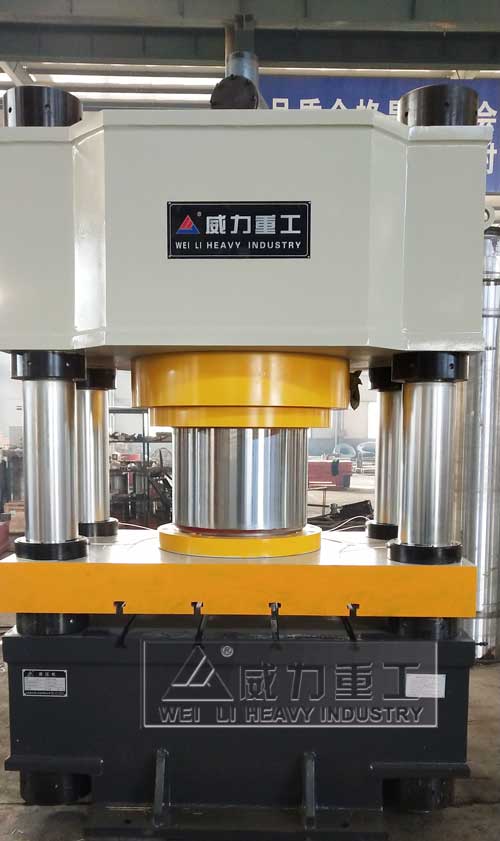 800噸三梁四柱液壓機(jī)