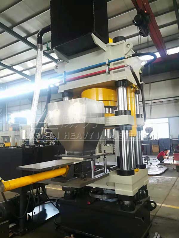 400噸鹽磚成型液壓機(jī)