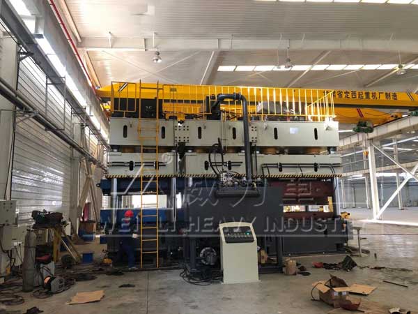 3000噸四柱液壓機客戶車間圖