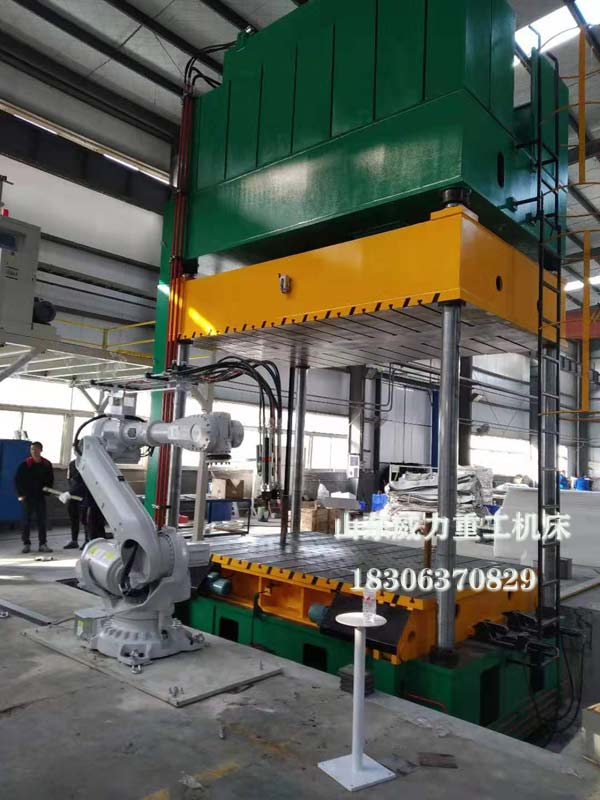 315噸大臺面汽車內飾件成型液壓機