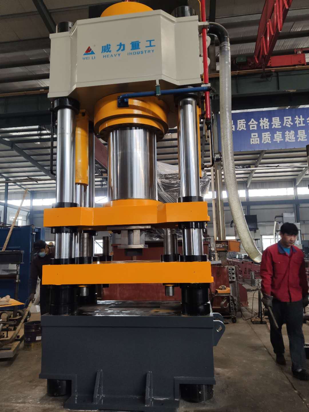 800噸舔鹽壓塊機