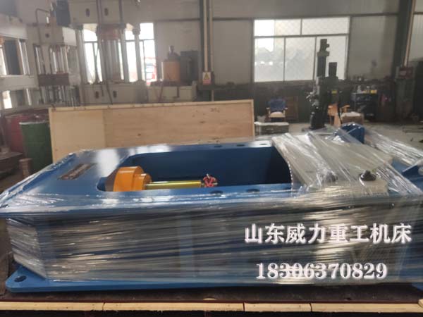 315噸龍門液壓機大包裝發貨