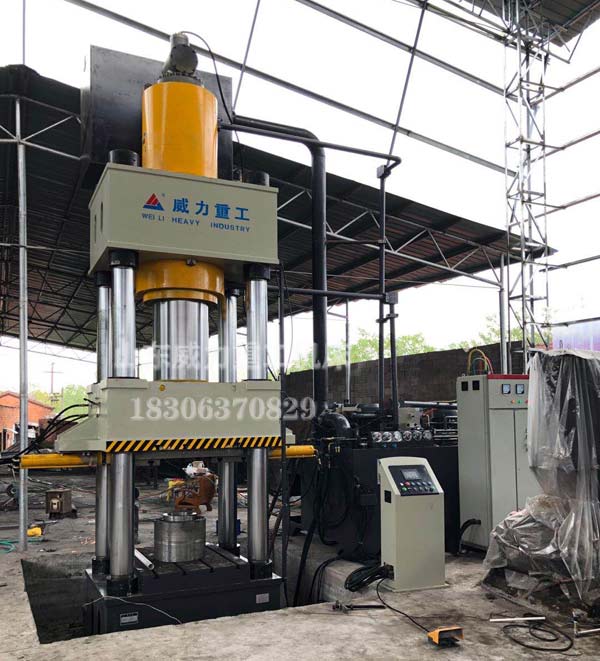 1000噸四柱式熱鍛成型液壓機