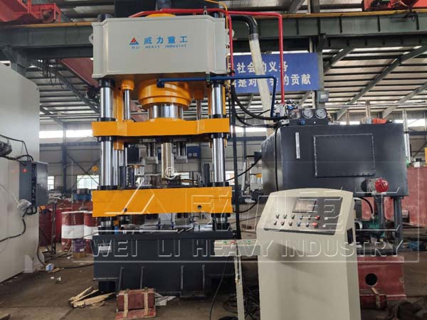 牛羊舔磚成型液壓機(jī)