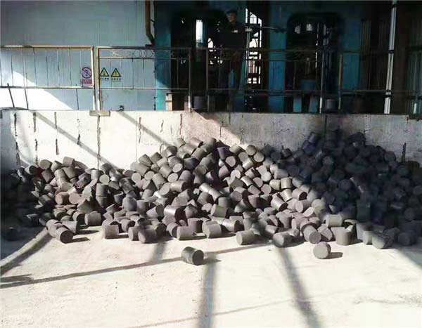 熱壓成型的粒子鋼餅塊