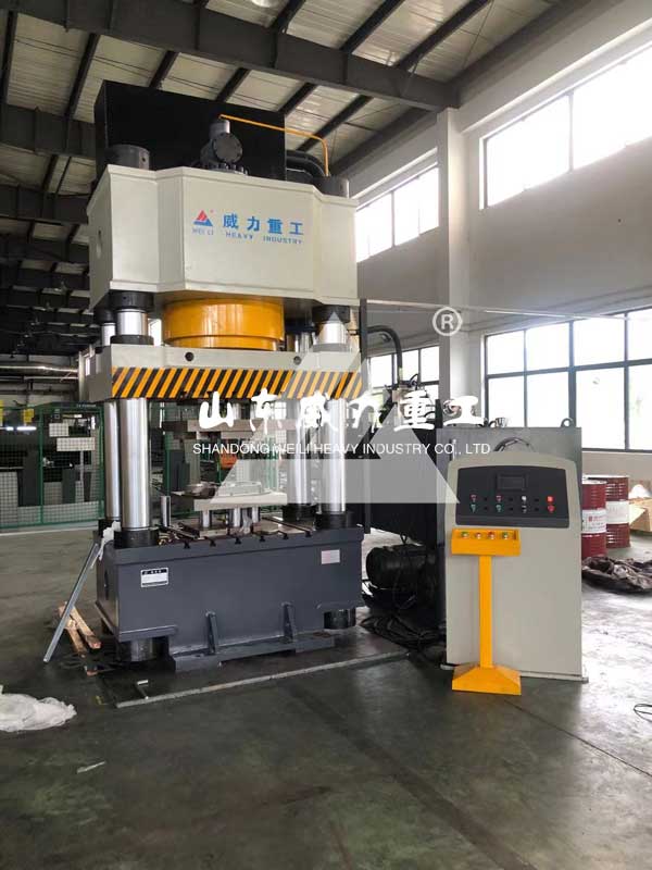 800噸四柱萬能液壓機