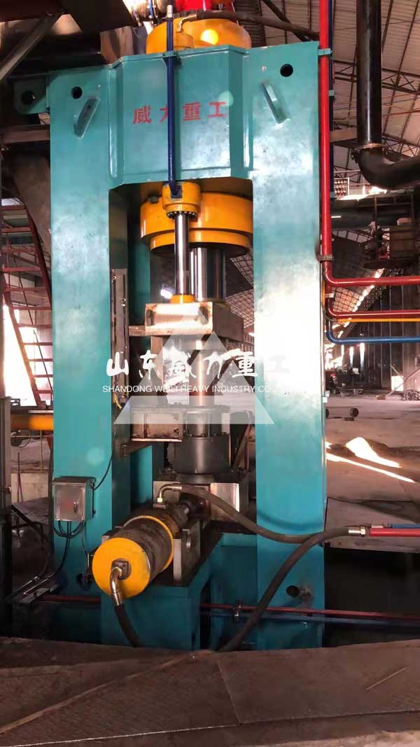 1600噸鐵屑冷壓成型液壓機
