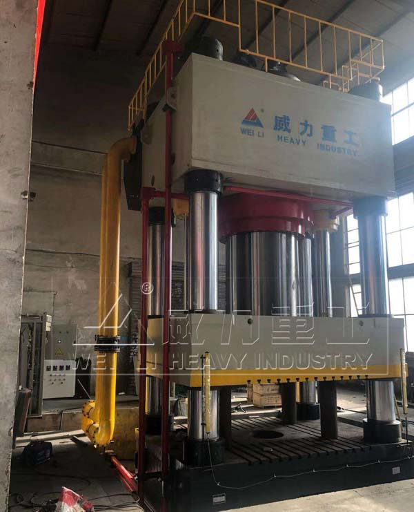 4500噸四柱液壓機