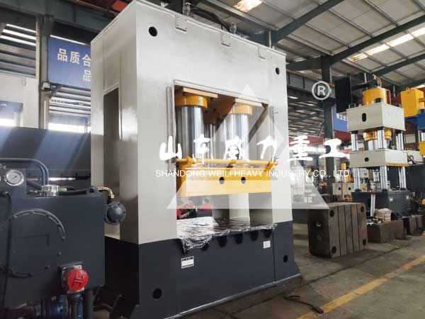 龍門結構液壓機