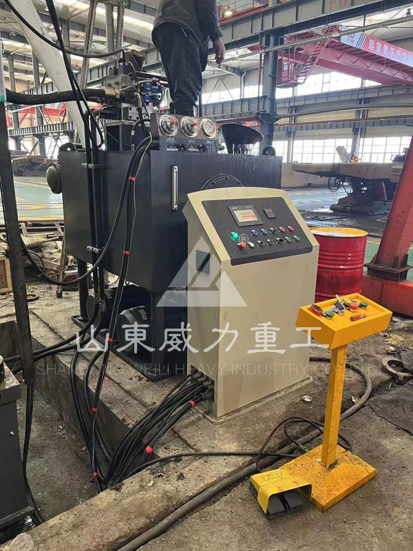 630噸大臺面四柱液壓機泵站