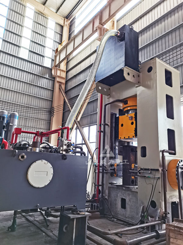 800噸快速多向模鍛液壓機